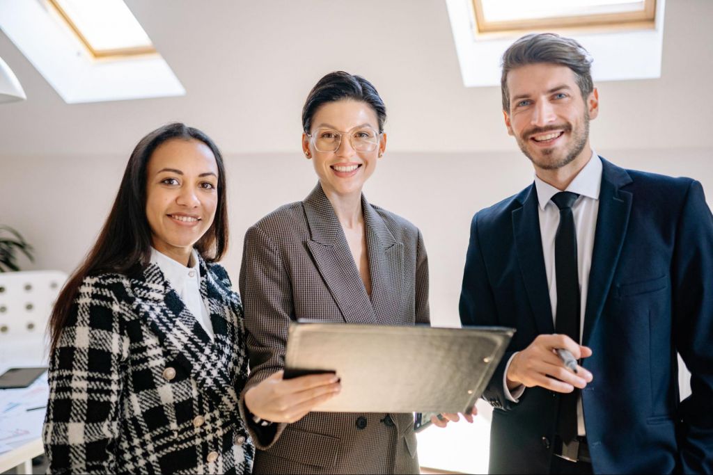 A corporate alumni network is a community where employers and employees can connect and find new opportunities.